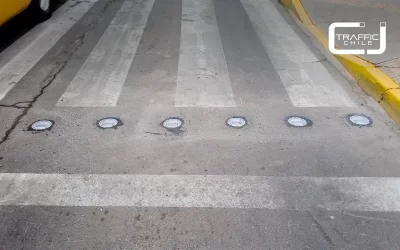 Lo Barnechea Refuerza la Seguridad Vial con la Instalación de Tachas Solares de CJ Traffic en los Pasos Peatonales  